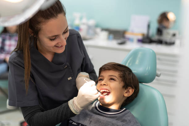 Best Weekend Emergency Dental Services in Brighton, IL
